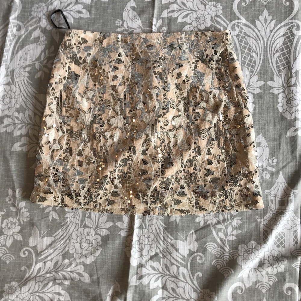 NWOT blush pink mini